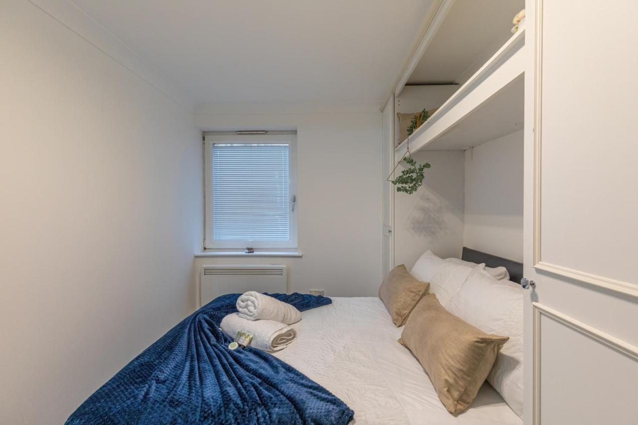 Luxury Hollywood Getaway In The Heart Of The City Brighton Екстер'єр фото