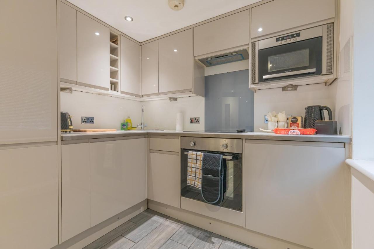 Luxury Hollywood Getaway In The Heart Of The City Brighton Екстер'єр фото