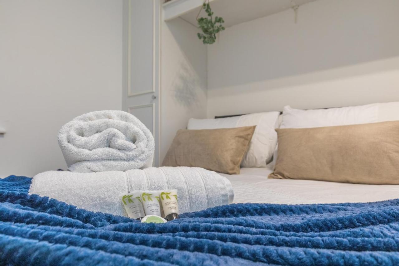 Luxury Hollywood Getaway In The Heart Of The City Brighton Екстер'єр фото